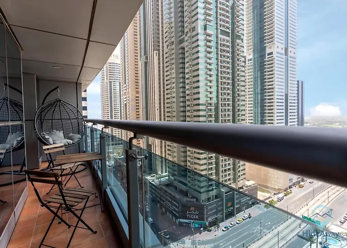 1Br Cool Vibes Pool Views Dubai Marina