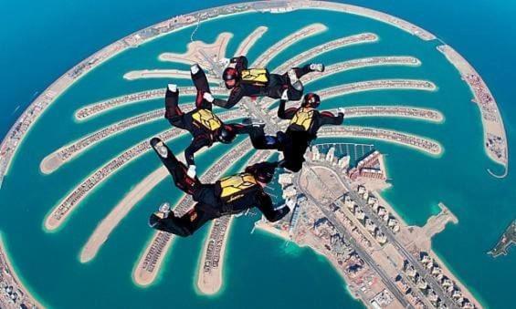 1br Cool Vibes Pool Views Marina Dubai