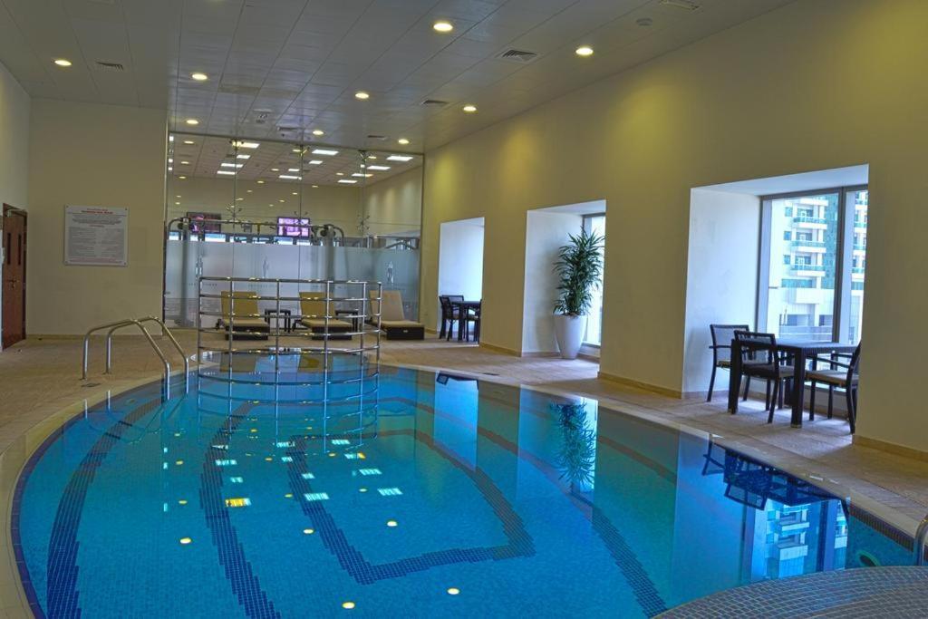1br Cool Vibes Pool Views Marina * Dubai